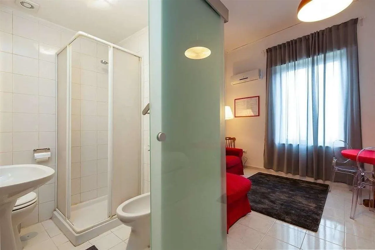 Apartment - Rampe S.Antonio II Bh 93 Neapel